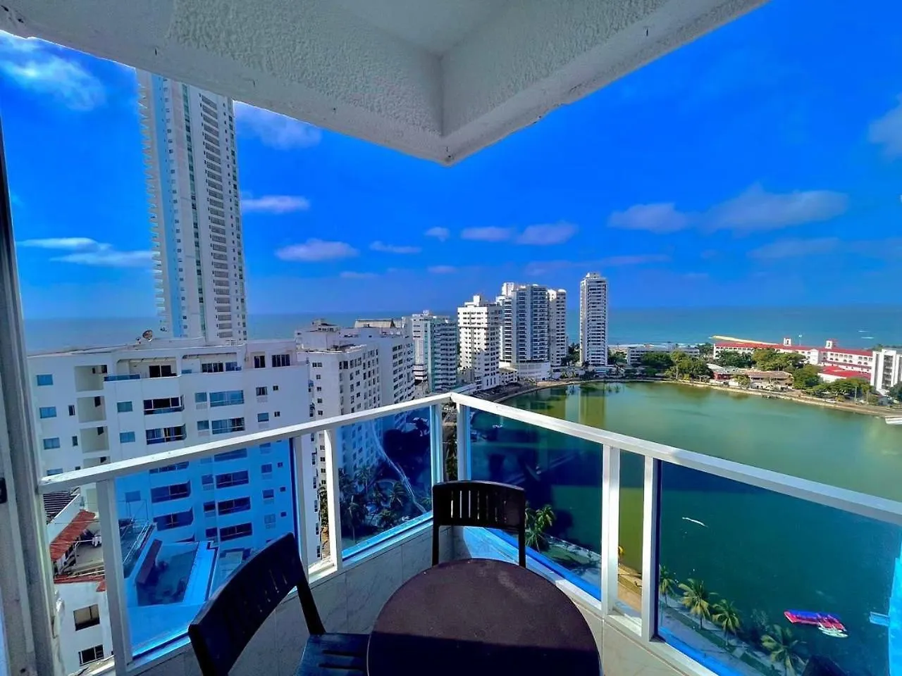 Hermoso Apartamento En El Laguito Bocagrande Cartagena De Indias contacts